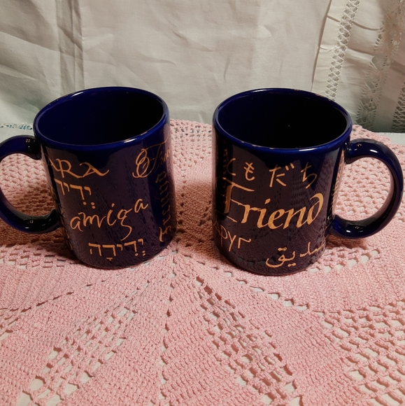 no brand Other - 2  mugs with FRIEND inscribed in mult languages